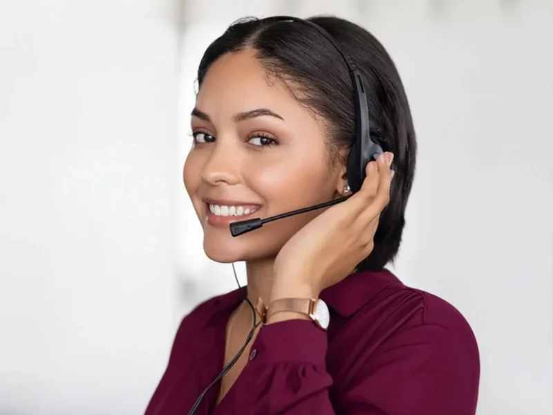 US-based receptionist providing message-taking answering service and voicemail replacement